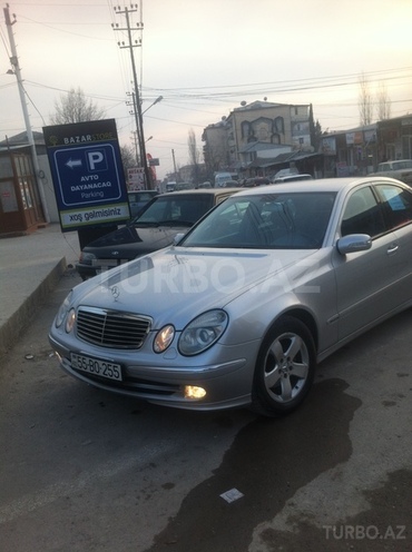 Mercedes E 270 2003, 180,366 km - 2.7 l - Şəki