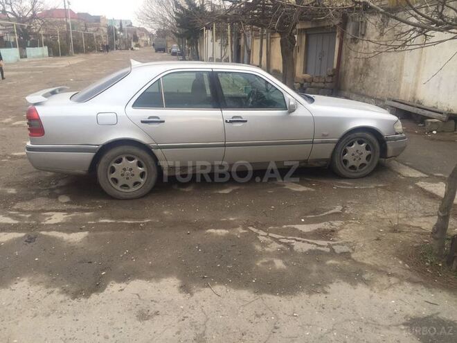 Mercedes C 220 1994, 300,000 km - 2.2 l - Bakı