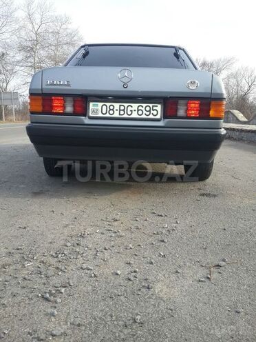 Mercedes 190 1991, 250,000 km - 2.0 l - Şəki
