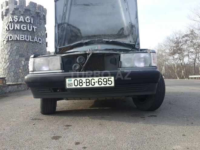 Mercedes 190 1991, 250,000 km - 2.0 l - Şəki