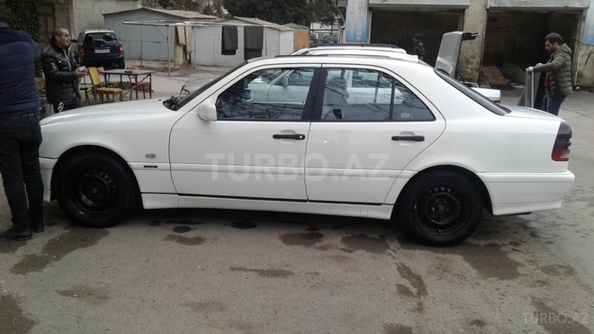 Mercedes C 240 1998, 270,000 km - 2.4 l - Bakı
