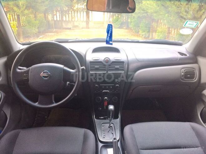 Nissan Sunny 2011, 72,546 km - 1.6 l - Bakı