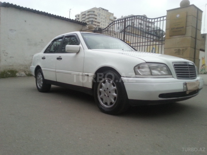 Mercedes C 180 1997, 240,000 km - 1.8 л - Bakı