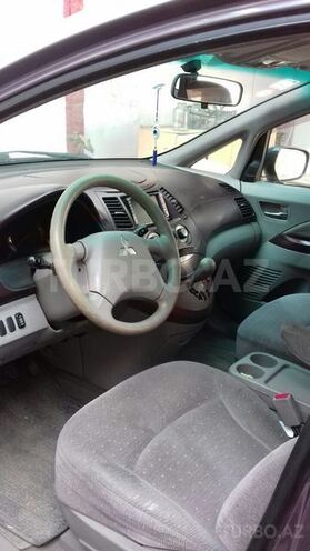 Mitsubishi Grandis 2003, 151,400 km - 2.4 л - Bakı