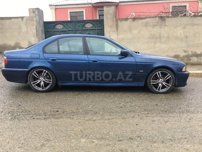 BMW 535 2001, 330,000 km - 3.5 л - Sumqayıt