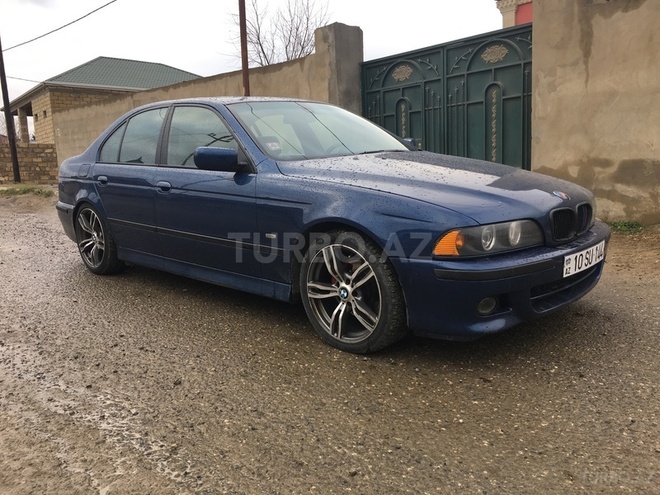 BMW 535 2001, 330,000 km - 3.5 л - Sumqayıt