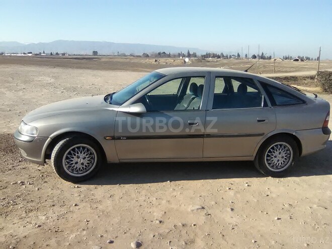 Opel Vectra 1996, 351,102 km - 1.8 l - Gəncə