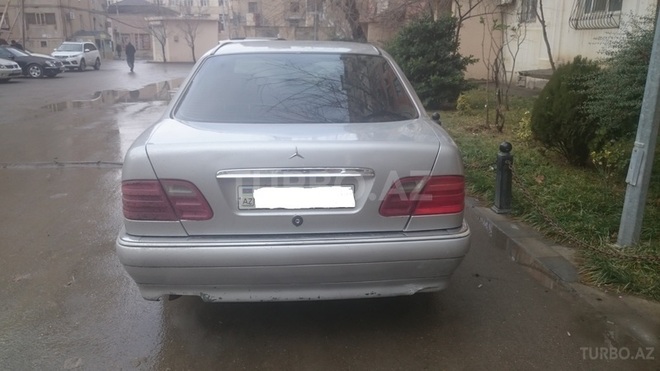 Mercedes E 200 1996, 375,000 km - 2.0 l - Bakı