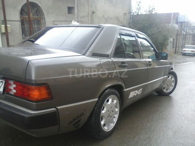 Mercedes 190 1993, 290,000 km - 1.8 l - Bakı