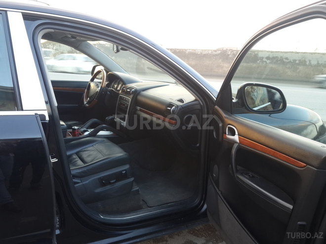 Porsche Cayenne 2004, 154,000 km - 4.5 l - Bakı