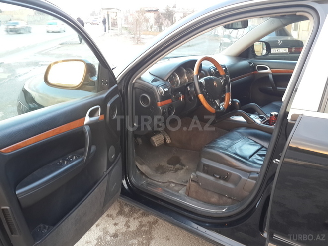 Porsche Cayenne 2004, 154,000 km - 4.5 l - Bakı