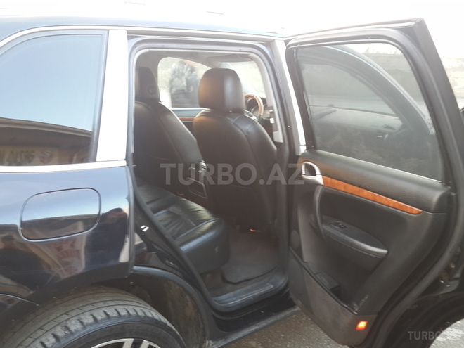 Porsche Cayenne 2004, 154,000 km - 4.5 l - Bakı