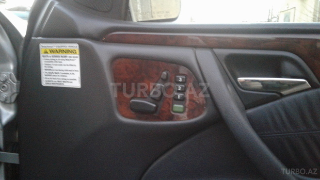 Mercedes E 320 2000, 330,000 km - 3.2 л - Bakı