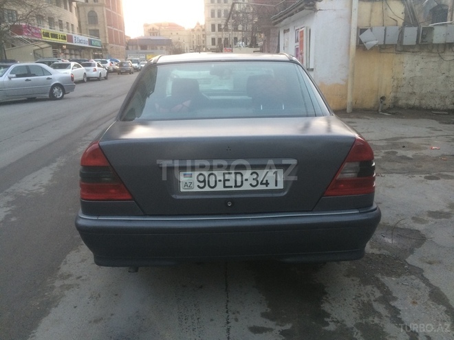 Mercedes C 200 1995, 250,000 km - 2.0 l - Bakı