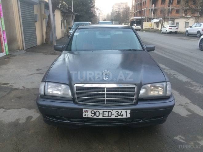 Mercedes C 200 1995, 250,000 km - 2.0 l - Bakı