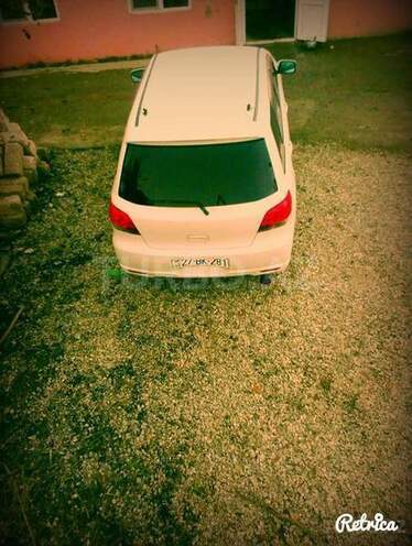 Mitsubishi Airtrek 2004, 123,658 km - 0.3 l - Xudat