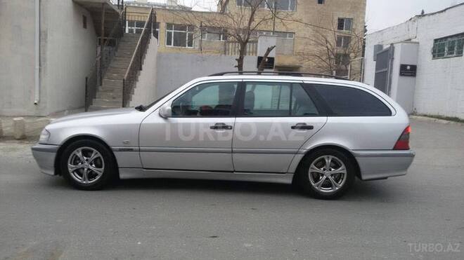 Mercedes C 220 2000, 254,000 km - 2.2 l - Bakı