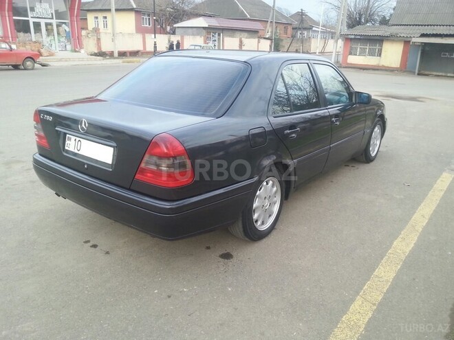 Mercedes C 280 1993, 400,000 km - 2.8 l - Masallı