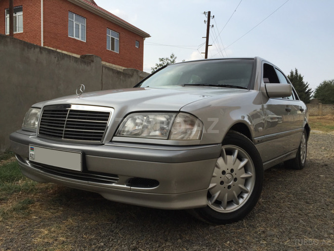 Mercedes C 180 1999, 175,000 km - 1.8 л - Masallı
