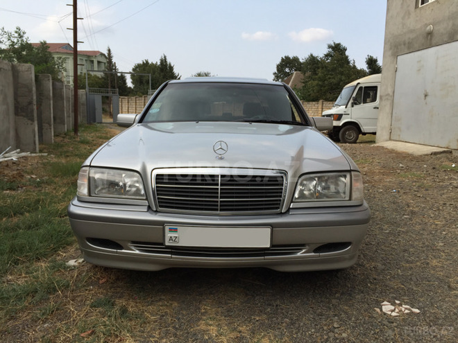 Mercedes C 180 1999, 175,000 km - 1.8 л - Masallı
