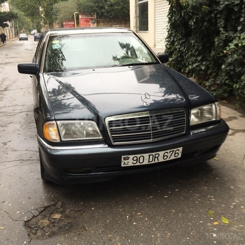 Mercedes C 230 1998, 170,000 km - 2.3 l - Bakı