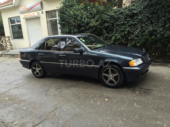 Mercedes C 230 1998, 170,000 km - 2.3 l - Bakı