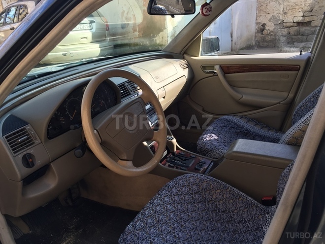 Mercedes C 230 1998, 170,000 km - 2.3 l - Bakı