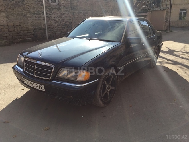 Mercedes C 230 1998, 170,000 km - 2.3 l - Bakı
