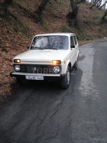 LADA (VAZ) Niva 1985, 325,000 km - 1.6 l - Zaqatala
