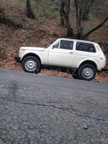 LADA (VAZ) Niva 1985, 325,000 km - 1.6 l - Zaqatala