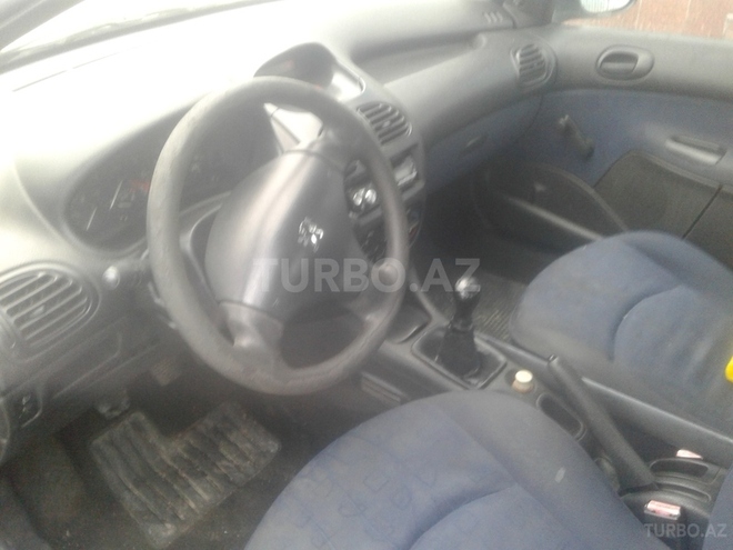 Peugeot 206 2003, 23,000 km - 1.4 л - Bakı