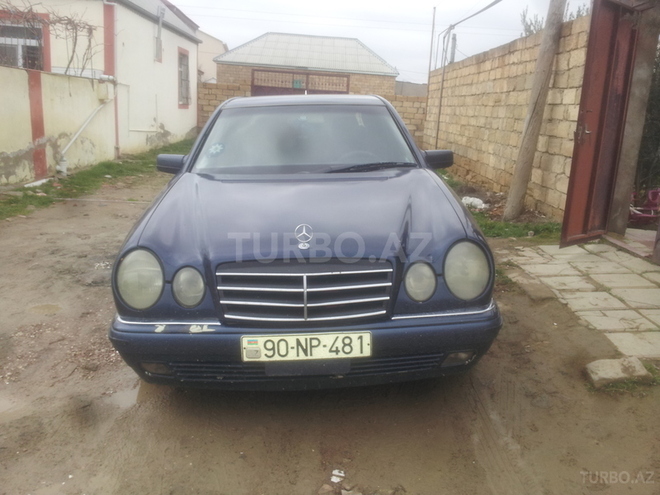Mercedes E 200 1999, 250,000 km - 0.2 l - Bakı
