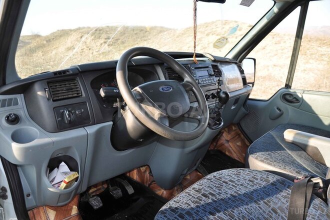Ford Transit 2007, 250,000 km - 2.4 l - Şəki