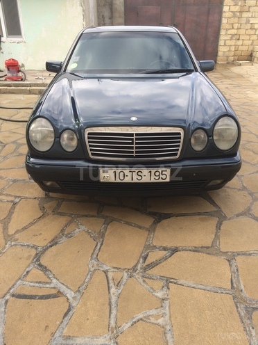 Mercedes E 230 1997, 321,200 km - 2.3 л - Bakı