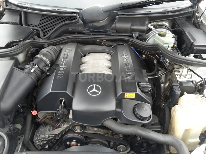Mercedes E 240 2000, 419,000 km - 2.4 l - Bakı