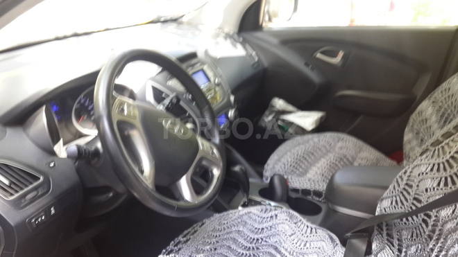 Hyundai ix35 2010, 80,000 km - 2.0 л - Bakı