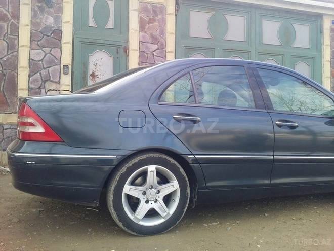 Mercedes C 200 2000, 195,000 km - 0.2 l - Xırdalan