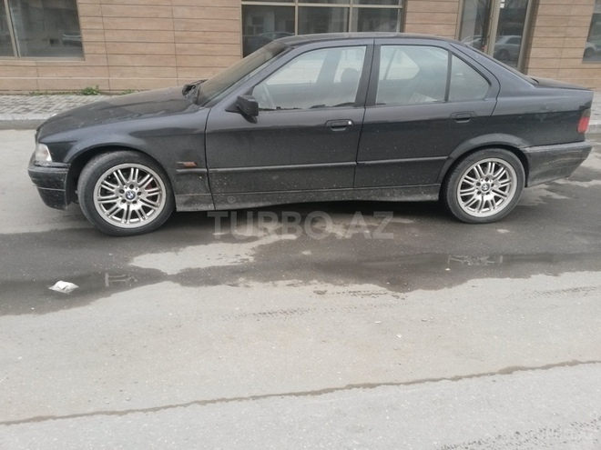 BMW 320 1995, 210,000 km - 2.0 l - Bakı
