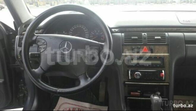 Mercedes E 200 1999, 290,743 km - 0.2 l - Bakı