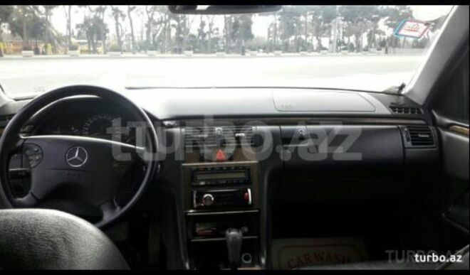 Mercedes E 200 1999, 290,743 km - 0.2 l - Bakı