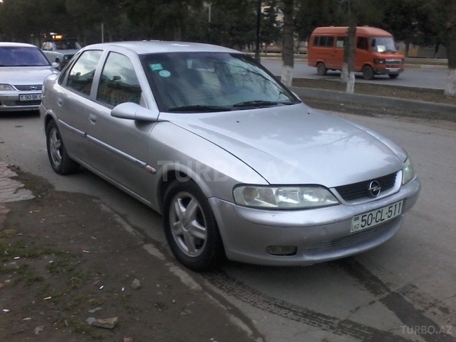 Opel Vectra 1996, 295,000 km - 2.0 l - Sumqayıt