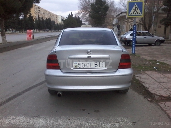 Opel Vectra 1996, 295,000 km - 2.0 l - Sumqayıt