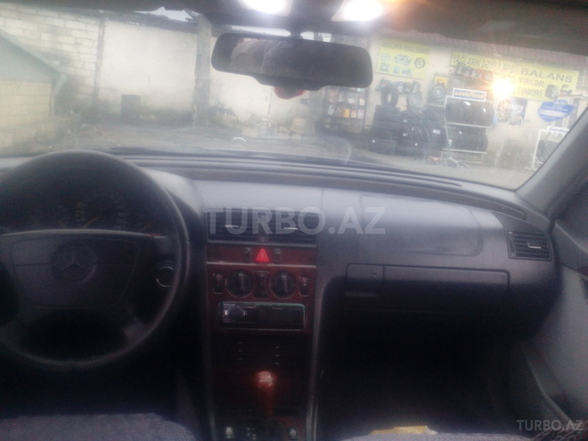 Mercedes C 180 1996, 250,000 km - 1.8 l - Şamaxı