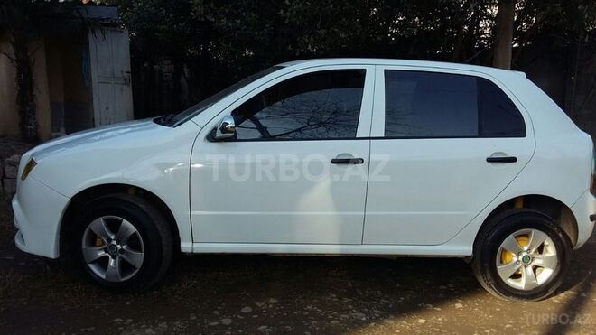 Skoda Fabia 2007, 204,635 km - 1.2 л - Biləsuvar
