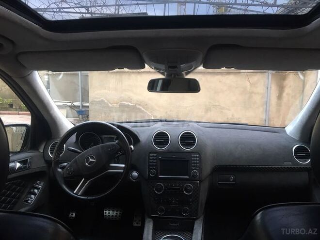 Mercedes GL 550 2009, 64,000 km - 5.5 л - Bakı