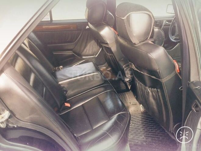 Mercedes E 320 1995, 282,000 km - 3.2 л - Bakı