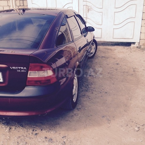 Opel Vectra 1998, 290,000 km - 1.8 l - Bakı