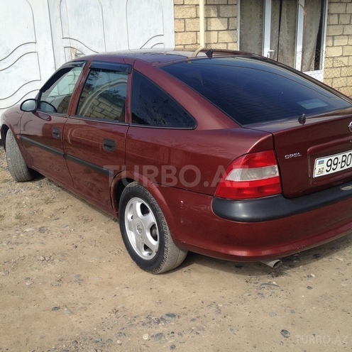 Opel Vectra 1998, 290,000 km - 1.8 l - Bakı