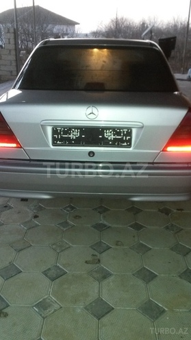 Mercedes C 180 1999, 245,000 km - 1.8 l - Biləsuvar