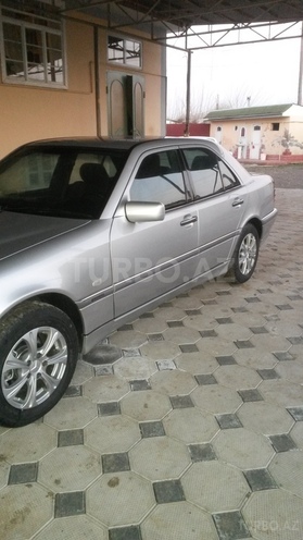 Mercedes C 180 1999, 245,000 km - 1.8 l - Biləsuvar